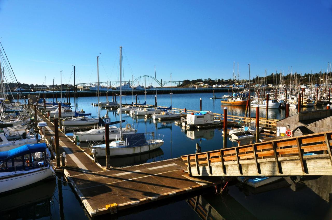 Embarcadero Resort Newport Buitenkant foto