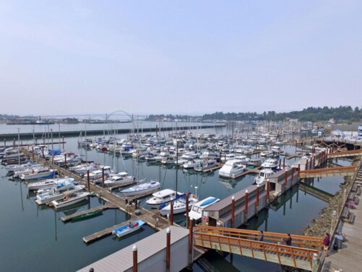Embarcadero Resort Newport Buitenkant foto