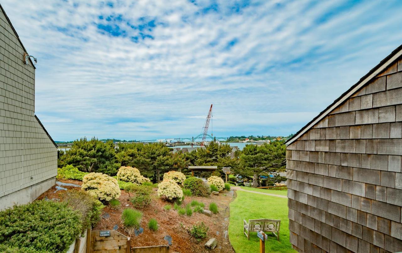 Embarcadero Resort Newport Buitenkant foto